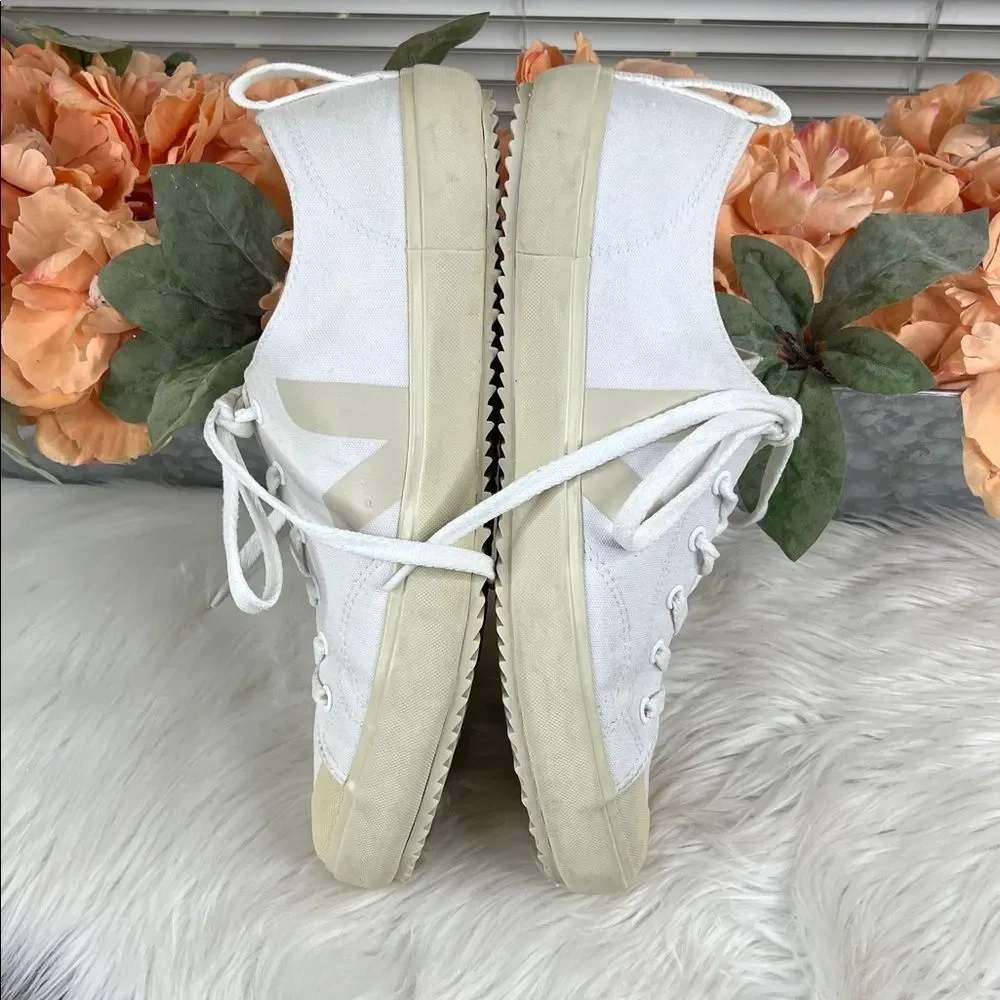 Veja Nova Low Top Sneakers Size 11